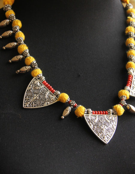 Yellow oxidized necklace