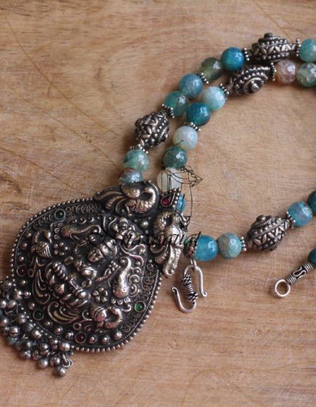 Temple green necklace NND 3541