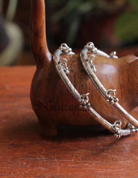 Pure silver handcrafted bangles SS 552