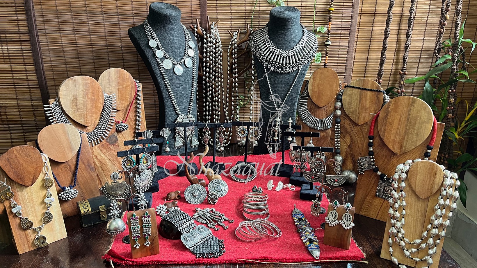 Nnazaquat – Bespoke Tribal and Silver Handcrafted Jewellery. Based in Goa
