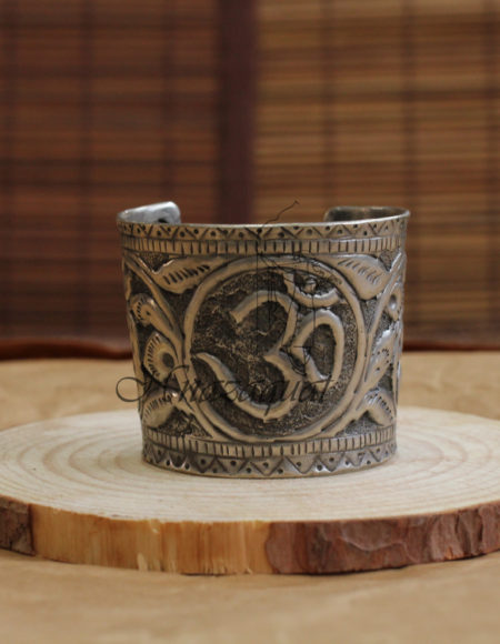 Silver lookalike Tribal Om cuff bracelet SLA 61