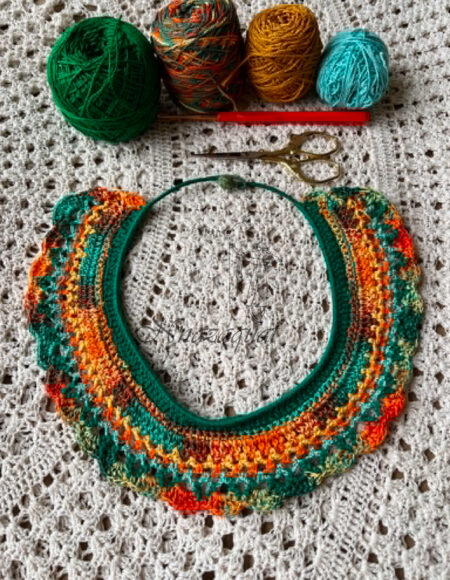Crochet neckpiece Orange